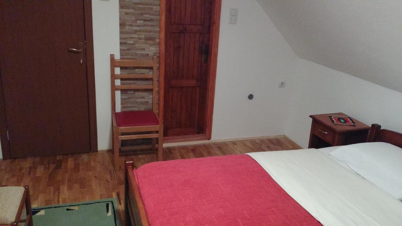 Отели типа «постель и завтрак» Guest House Milena Vučinić Жабляк